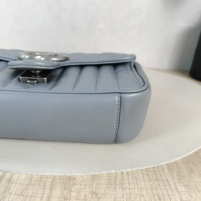 GUCCI Crossbody Bag GG Marmont Small Marmont 22 Grey Calfskin Small 22 × 6 × 13 cm Conditioned — detail view 8 of 11