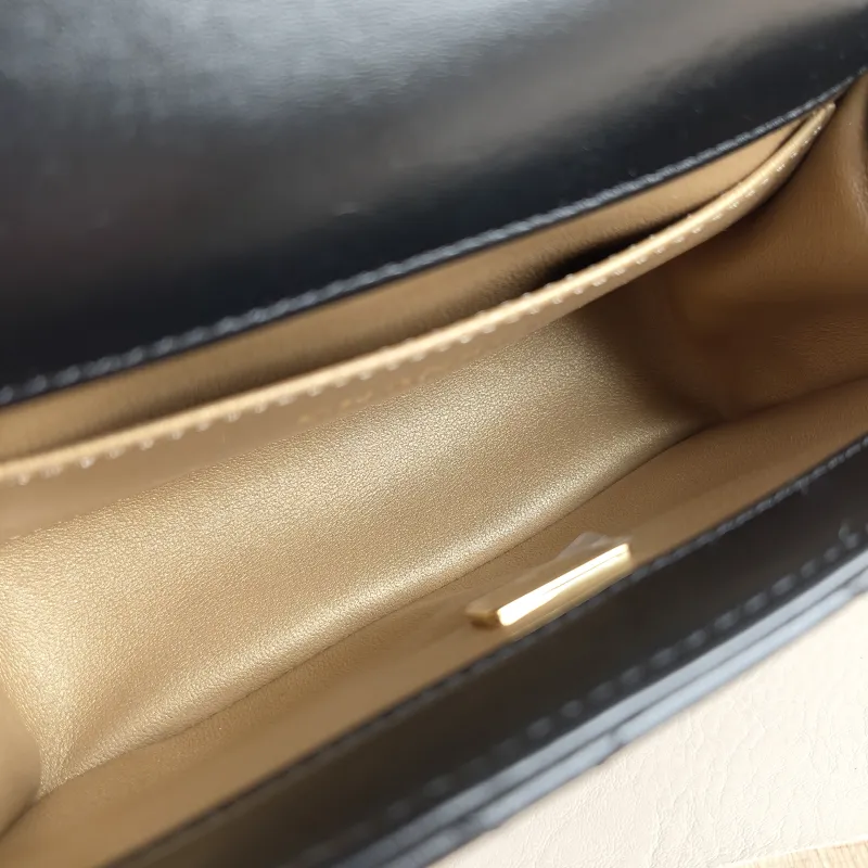 Chanel Crossbody Bag Black Calfskin Small 19 × 8 × 12 cm — detail view 9 of 11