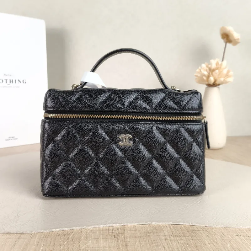 Chanel Crossbody Bag lp Box Bag Top Handle Crossbody Bag Black Grained Calfskin 19.5 × 5 × 12 cm