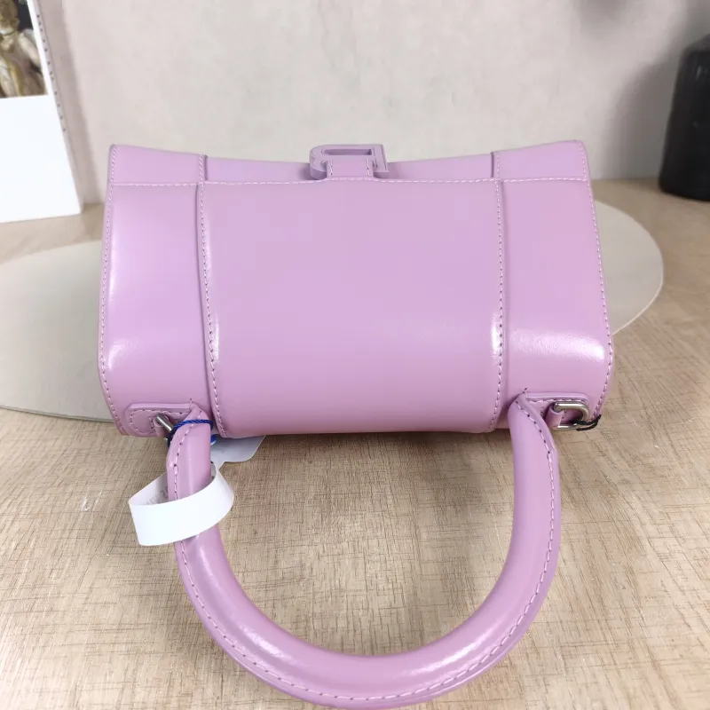 BALENCIAGA Crossbody Bag Hourglass Hourglass Bag Calfskin Small 23 × 10 × 14 cm — detail view 4 of 14