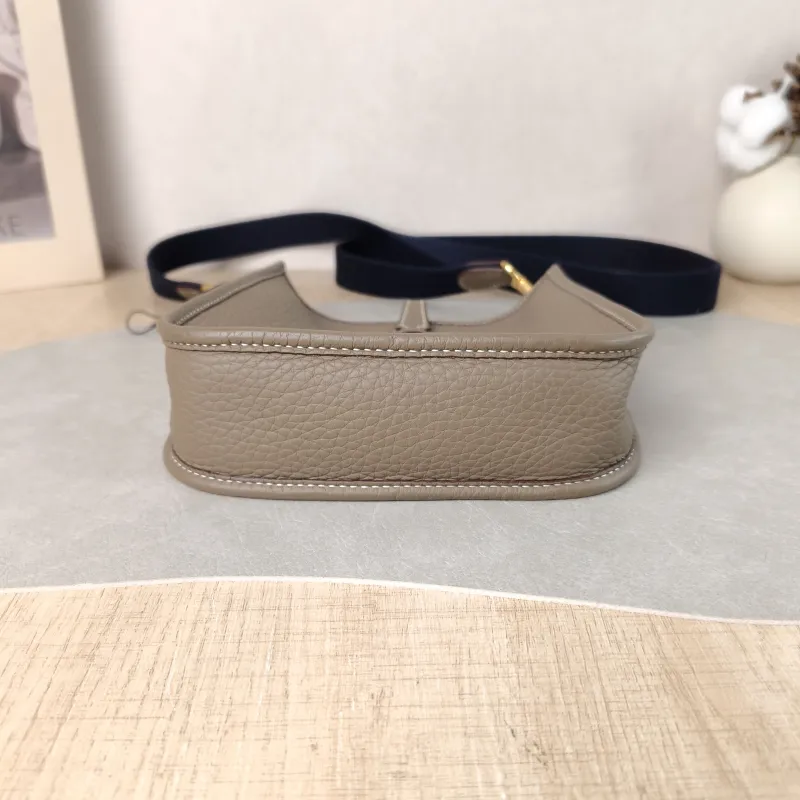 Hermès Crossbody Bag Evelyne Mini 16 Mini 16 TC Calfskin Mini 17 × 5.5 × 18 cm k Blue Shoulder Strap — cover view 6 of 6
