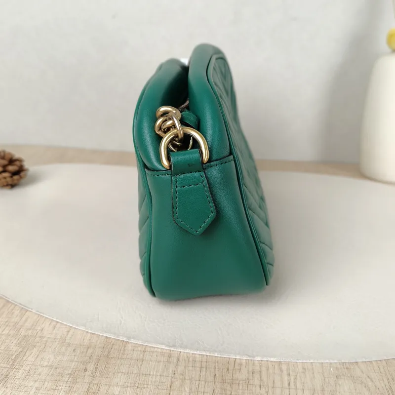 GUCCI Crossbody Bag GG Marmont Marmont Camera Bag Green Calfskin Small24 × 7 × 13 cm — detail view 1 of 13