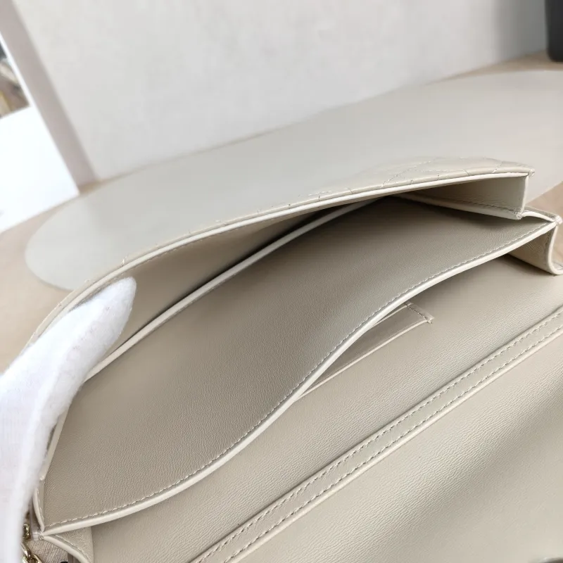 DIOR Shoulder Bag My Chain Bag Taupe Lambskin 21 × 3.5 × 11.5 cm — detail view 9 of 13
