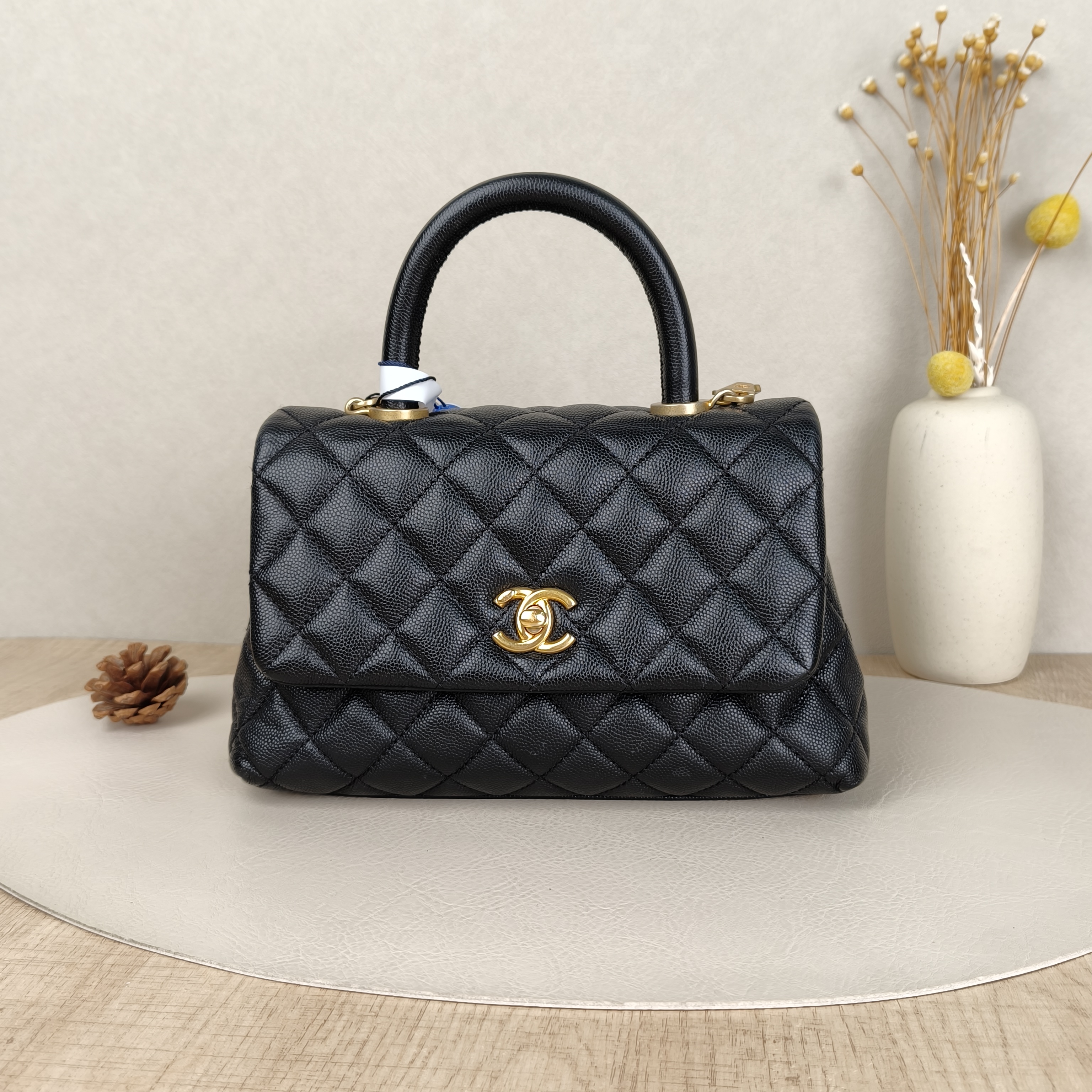 Chanel Top Handle Bag Coco Handle​Black Grained Calfskin Small24 × 10 × 14 cm