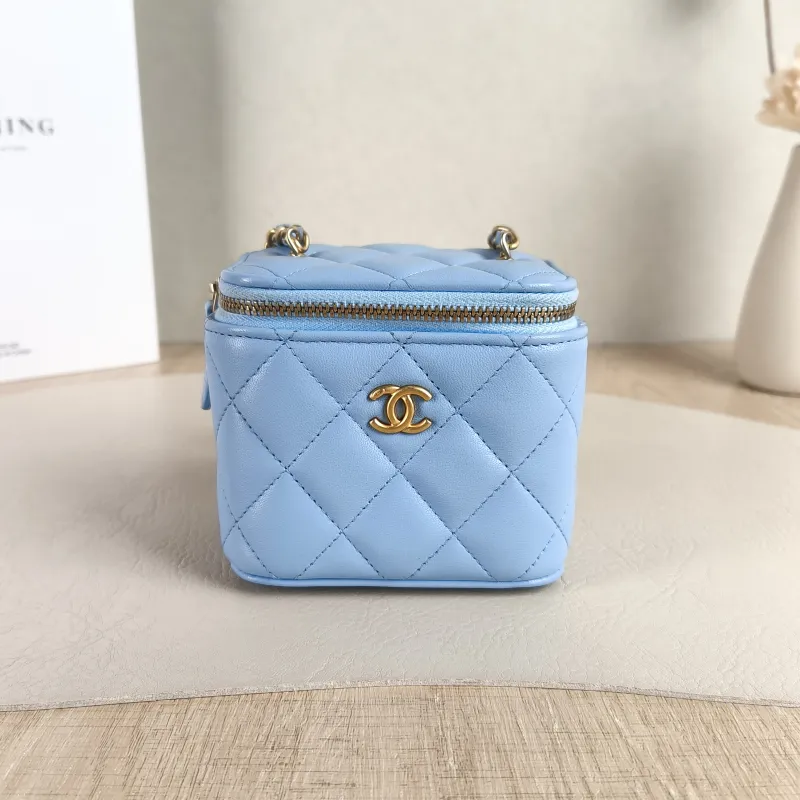 Chanel Crossbody Bag Edition Blue Lambskin One Size 10 × 7 × 9 cm 31