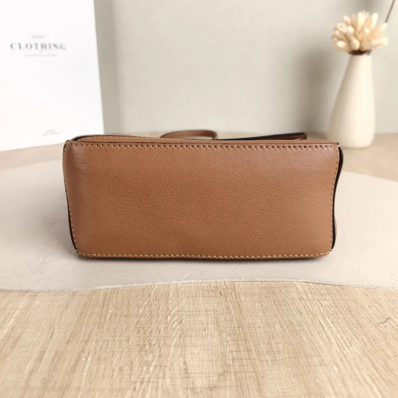 LOEWE Crossbody Bag Puzzle Caramel Calfskin Mini 18 × 8 × 12.5 cm — cover view 5 of 5