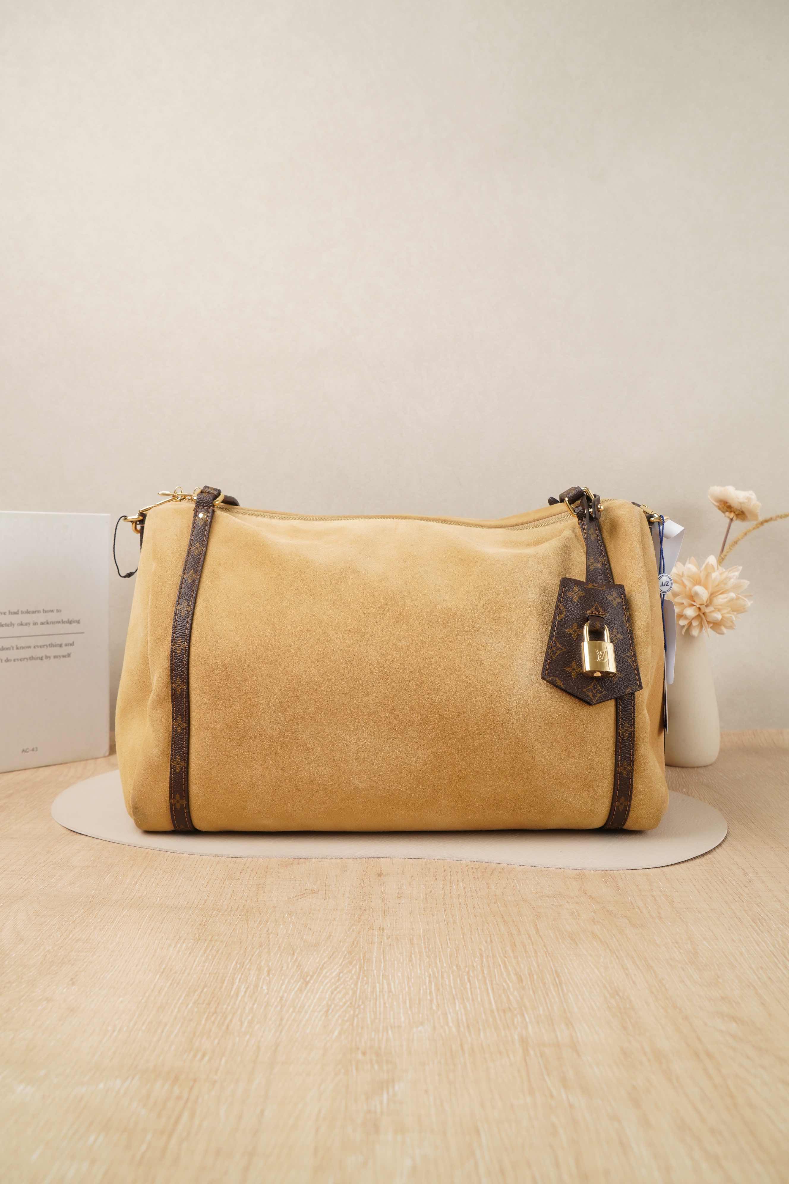 Louis Vuitton Top Handle Bag Shoulder Bag Medium Calfskin Microchip Edition · Dust Bag Shoulder Strap · 36 × 18.5 × 24 cm