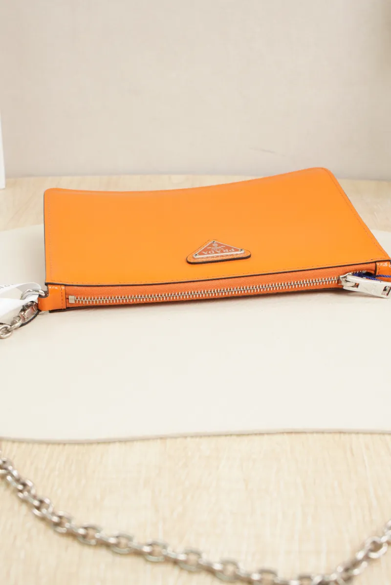 PRADA Crossbody Bag Crossbody Bag Clutch Patent Leather One Size20 × 5 × 12 cm — detail view 1 of 17
