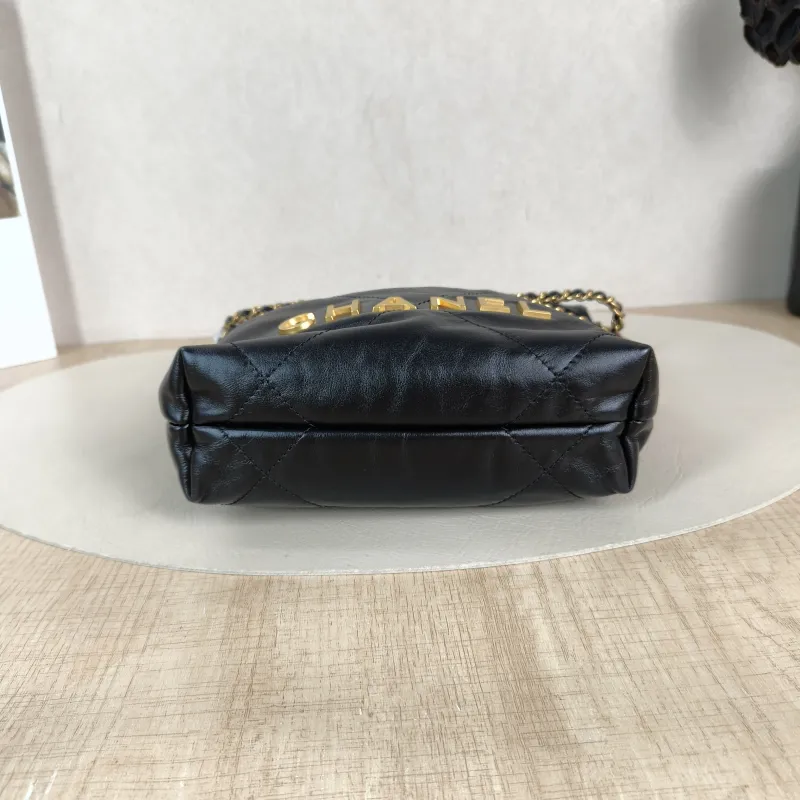 Chanel Shoulder Bag 22Bag Black CC alfskin Mini 20 × 6 × 19 cm — cover view 6 of 6