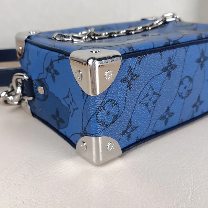 Louis Vuitton Crossbody Bag SOFT TRUNK Box Navy PVC Mini 18.5 × 8 × 13 cm — detail view 1 of 11