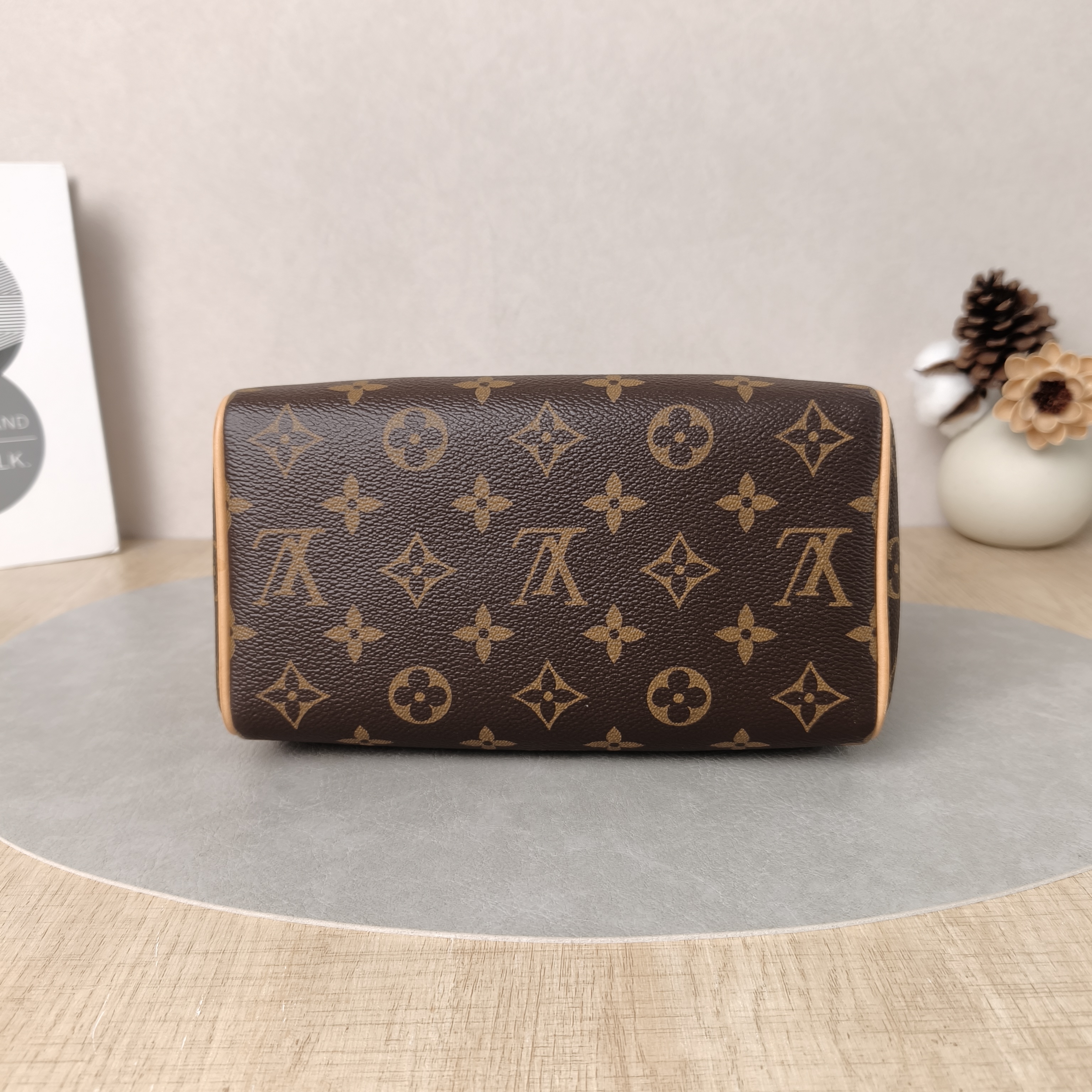 Louis Vuitton Crossbody Bag Speedy20 Shoulder Strap PVC Small20.5 × 12 × 13.5 cm — cover view 6 of 6