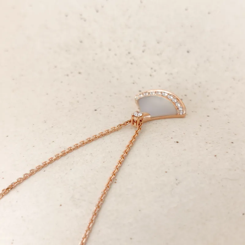Bvlgari Necklace DIVAS’ DREAM Collection Pearl Pavé Diamond Rose Gold 18KR ose Gold Diamond Small 43cm — cover view 11 of 11