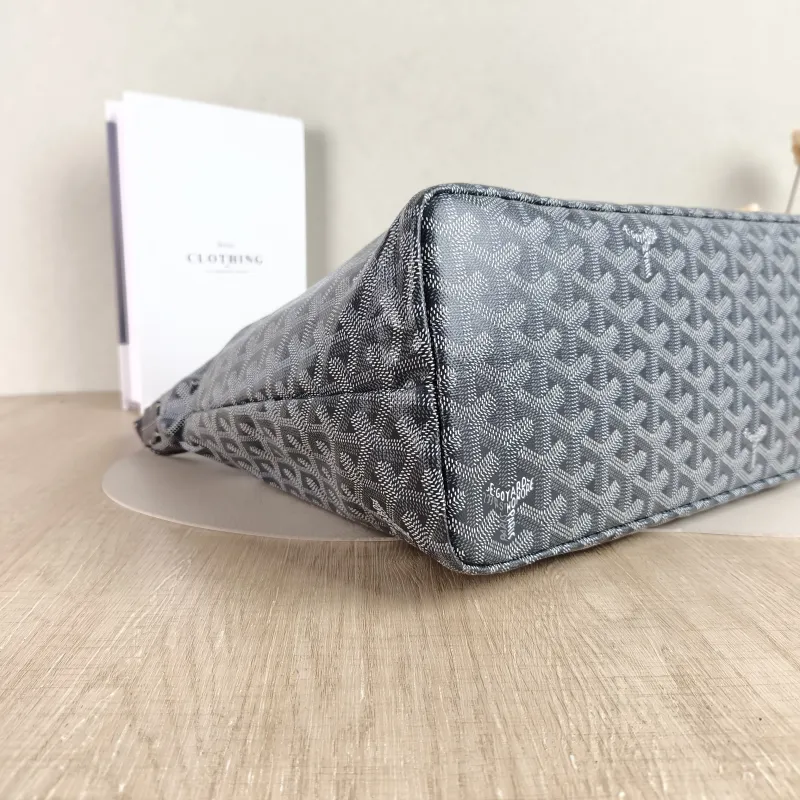 GOYARD Shoulder Bag Boheme Hobo​ Grey ine Canvas Small 34 × 14 × 31 cm — detail view 5 of 10