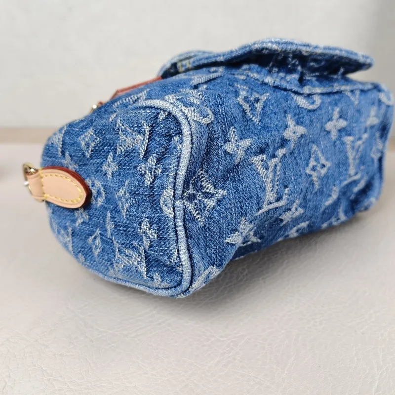 Louis Vuitton Crossbody Bag Speedy Nano Blue Edition nano 16 × 7.5 × 10 cm — detail view 1 of 13
