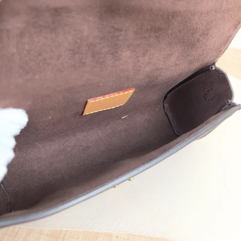 Louis Vuitton Crossbody Bag POCHETTE CAMILLE Monogram PVC One Size20.5 × 6 × 11 cm — detail view 7 of 12