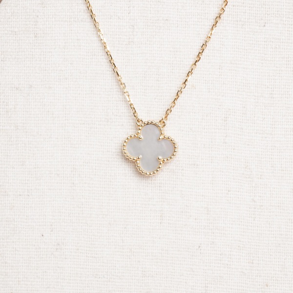 Van Cleef & Arpels White Mother-of-Pearl Necklace18k · 42㎝