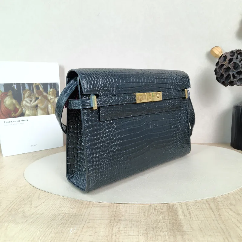 SAINT LAURENT Shoulder Bag MANHATTAN Green Calfskin Medium 29 × 7.5 × 20 cm — cover view 6 of 6