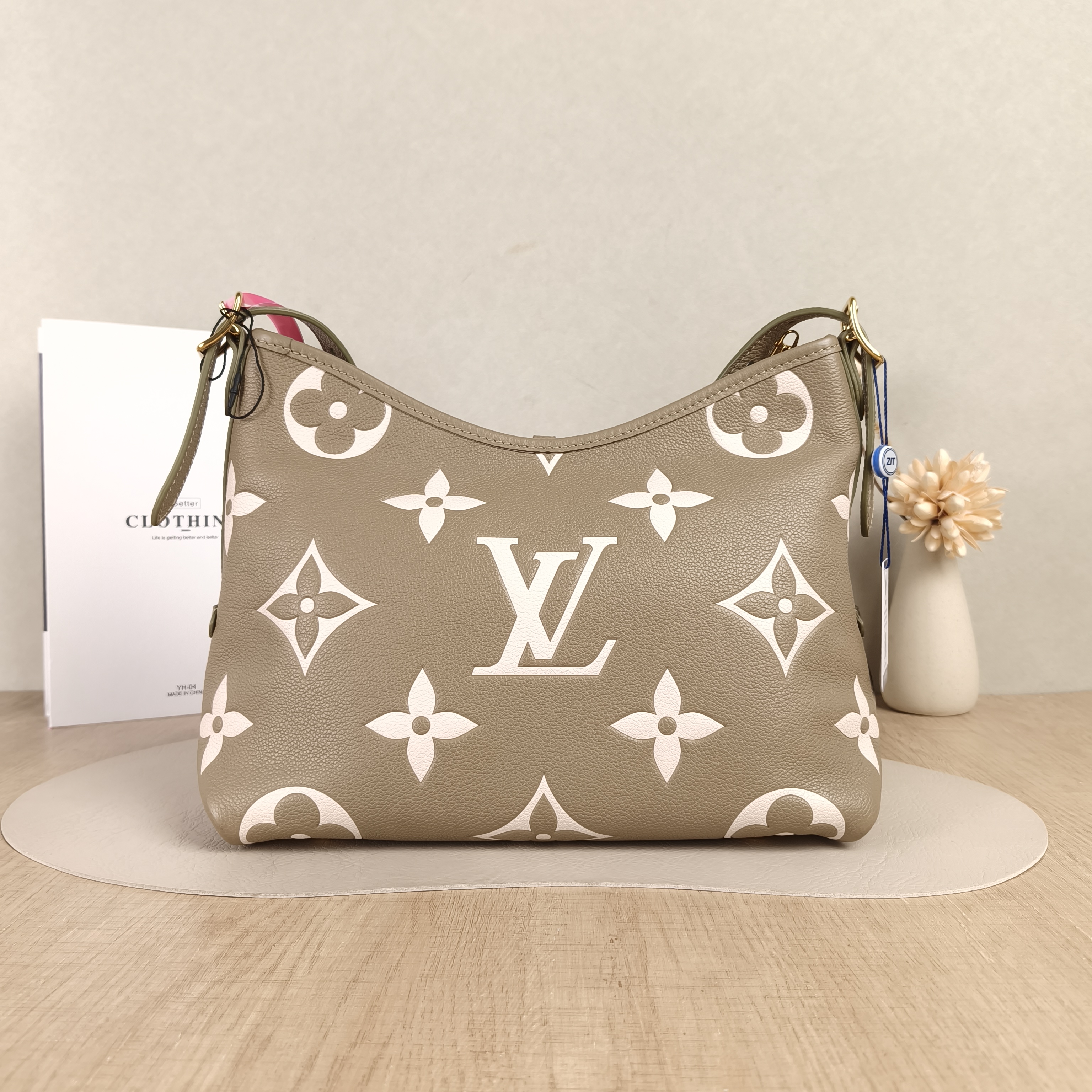 Louis Vuitton Crossbody Bag Carryall Calfskin Small29.5 × 12 × 24 cm — cover view 3 of 5