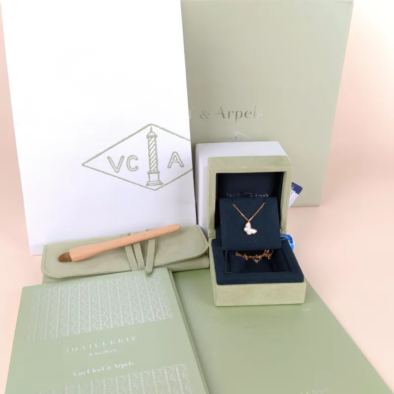 Van Cleef & Arpels Necklace Fauna Collection Butterflies Collection Pearl · White Mother-of-Pearl18KY ellow Gold Sweet Mini40cm — cover view 5 of 10