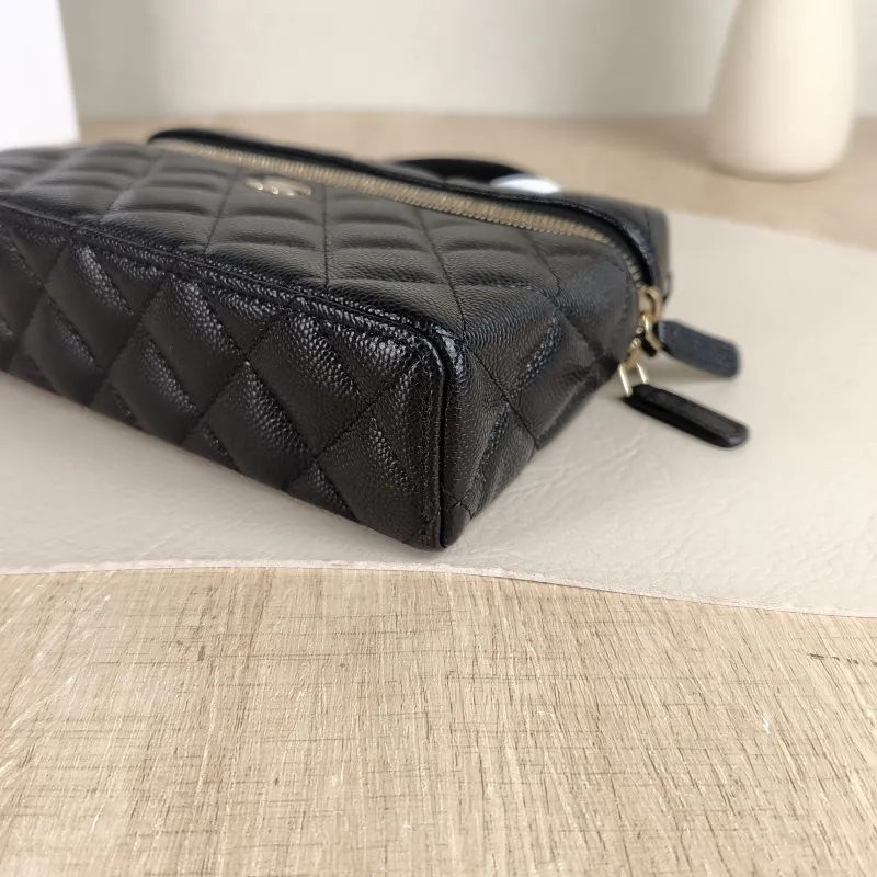 Chanel Crossbody Bag lp Box Bag Top Handle Crossbody Bag Black Grained Calfskin 19.5 × 5 × 12 cm — detail view 4 of 11