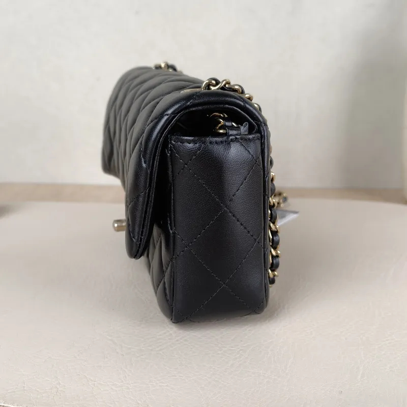 Chanel Crossbody Bagcf mini Crossbody Bag Black Lambskinmini18 × 5 × 11 cm — detail view 7 of 13