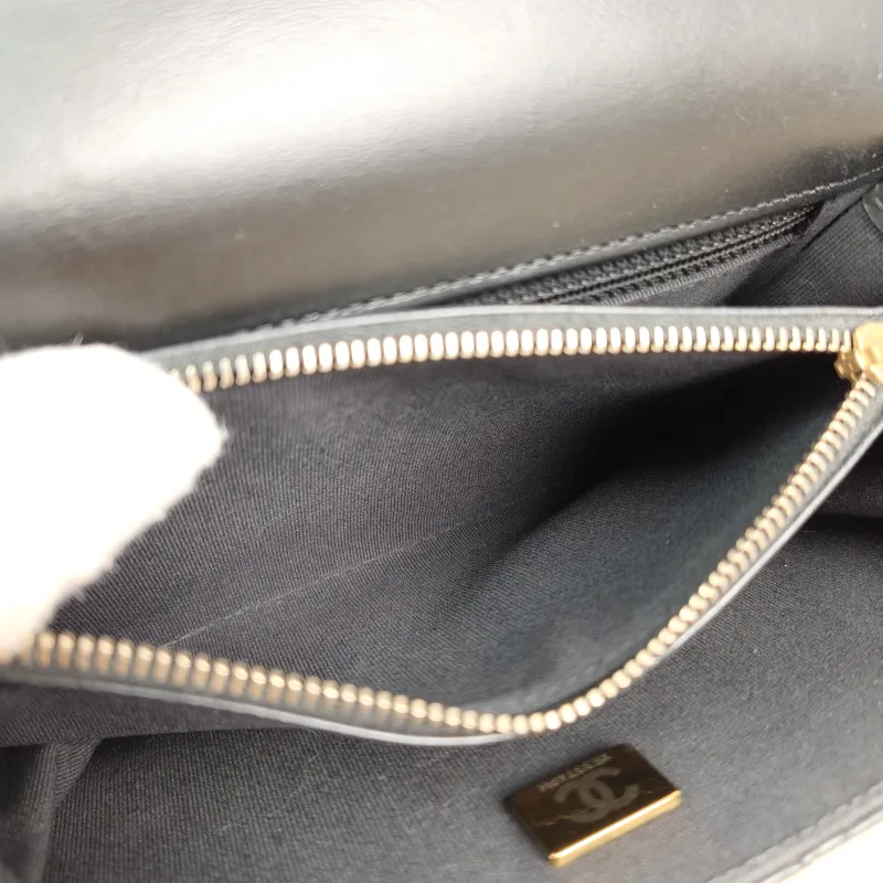 Chanel Crossbody Bagcf Collection Crossbody Bag Black Lambskin One Size19 × 9 × 14 cm — detail view 10 of 14