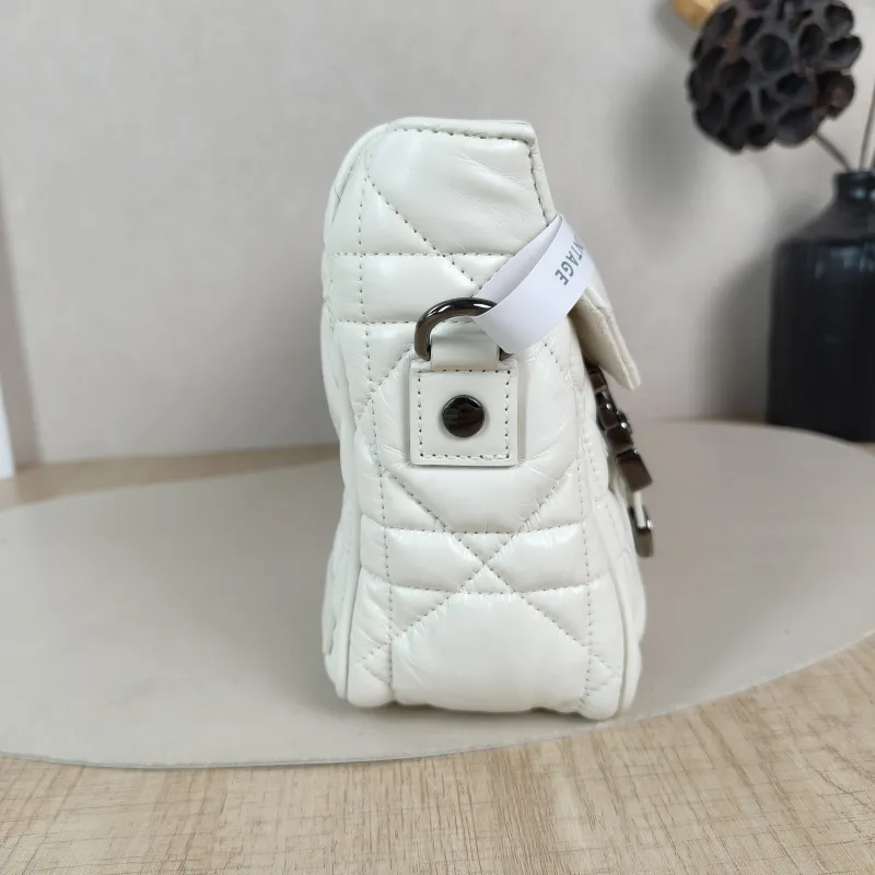 DIOR Crossbody Bag camp Messenger Bag White Calfskin Small 23 × 8 × 15 cm — detail view 5 of 14