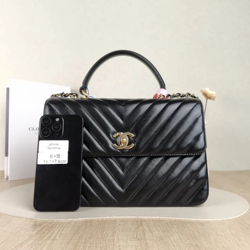 Chanel Crossbody Bag Trendy CC Black with Gold-Tone Hardware V Lambskin Large 30 × 12 × 19 cm 25 — cover view 3 of 5