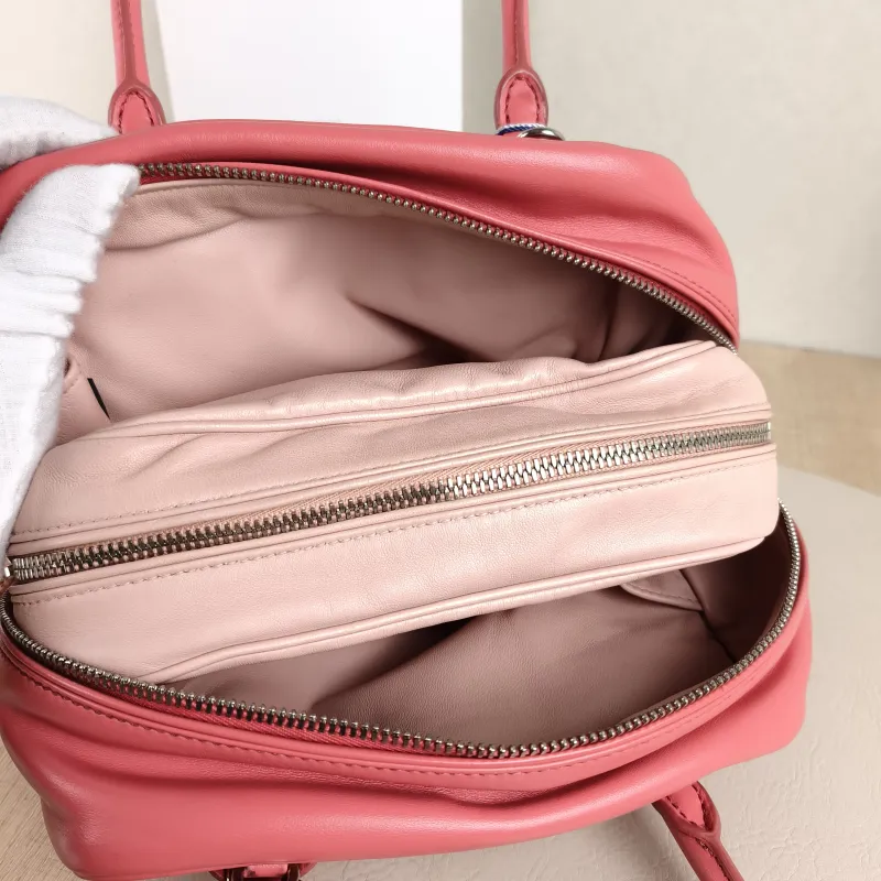 PRADA Crossbody Bag Crossbody Bag Pink Calfskin One Size 22 × 13 × 16 cm — detail view 2 of 12