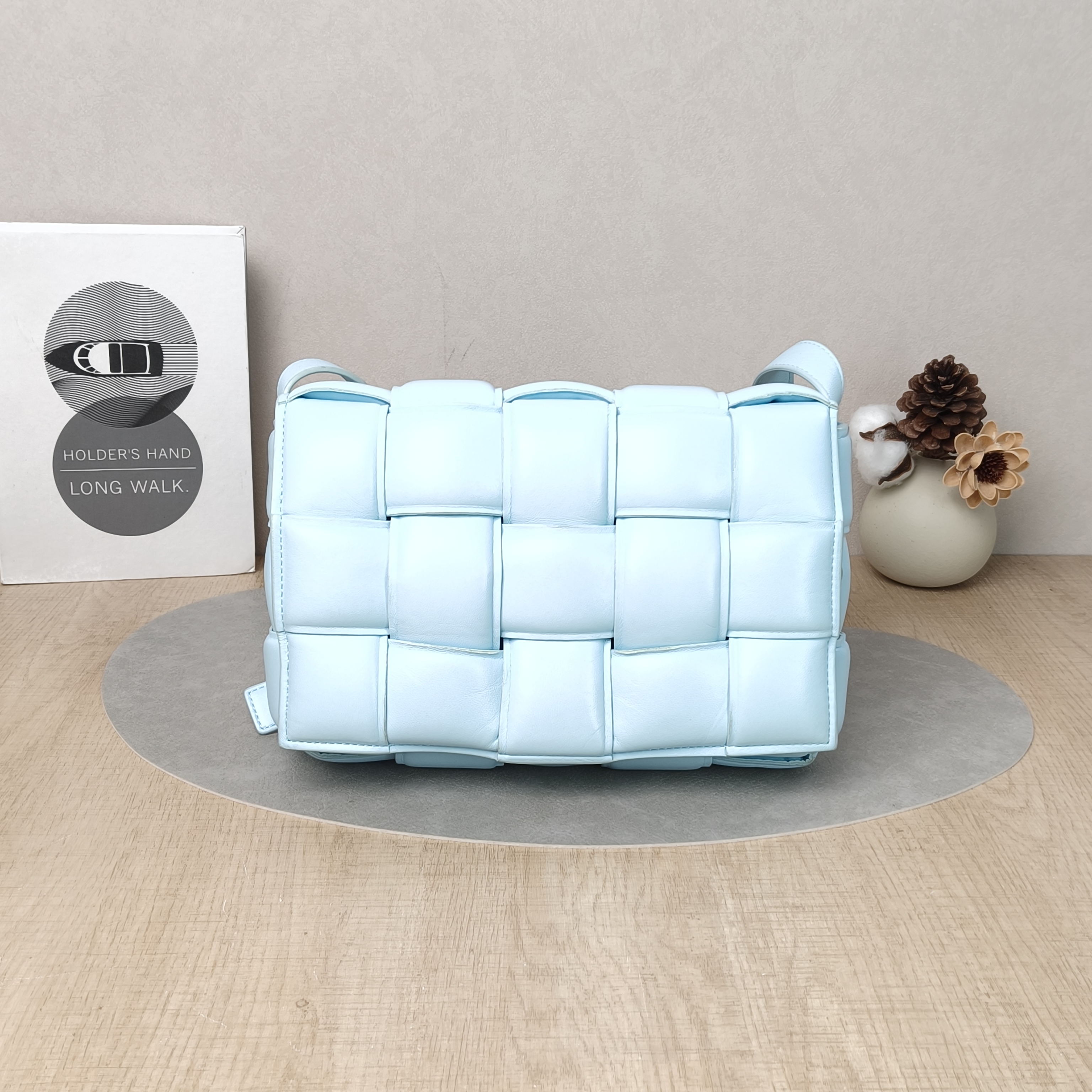 Bottega Veneta Crossbody Bag Padded Cassette Woven Blue Lambskin Medium26 × 8 × 18 cm
