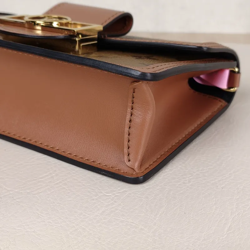 Louis Vuitton Crossbody Bag Dauphine Woc Woc Monogram PVC One Size 18.5 × 5 × 12 cm — detail view 7 of 11