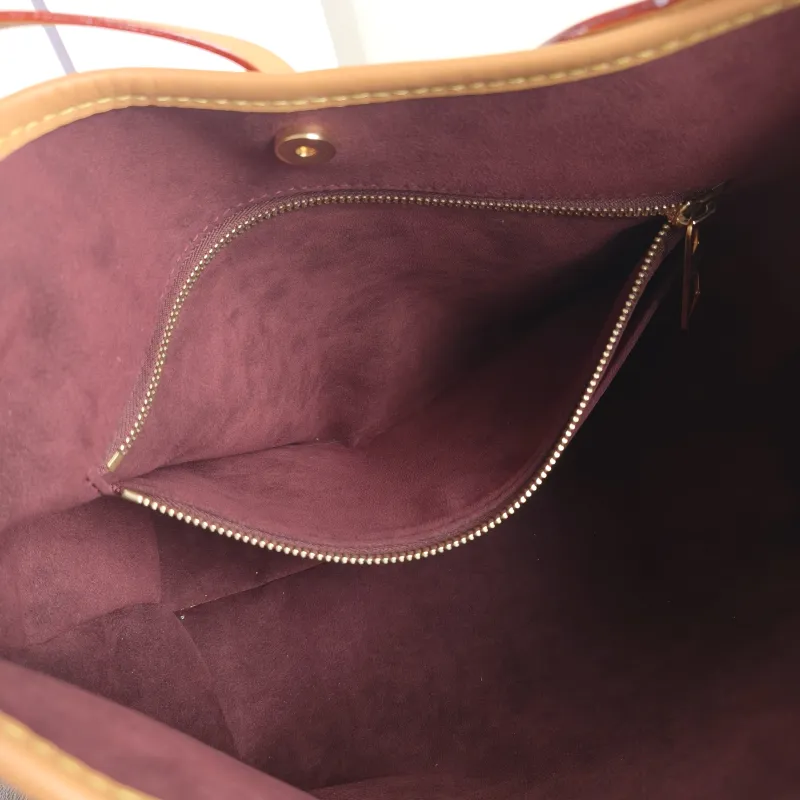 Louis Vuitton Crossbody Bag Carryall Monogram PVC Small 29 × 12 × 24 cm — detail view 10 of 11
