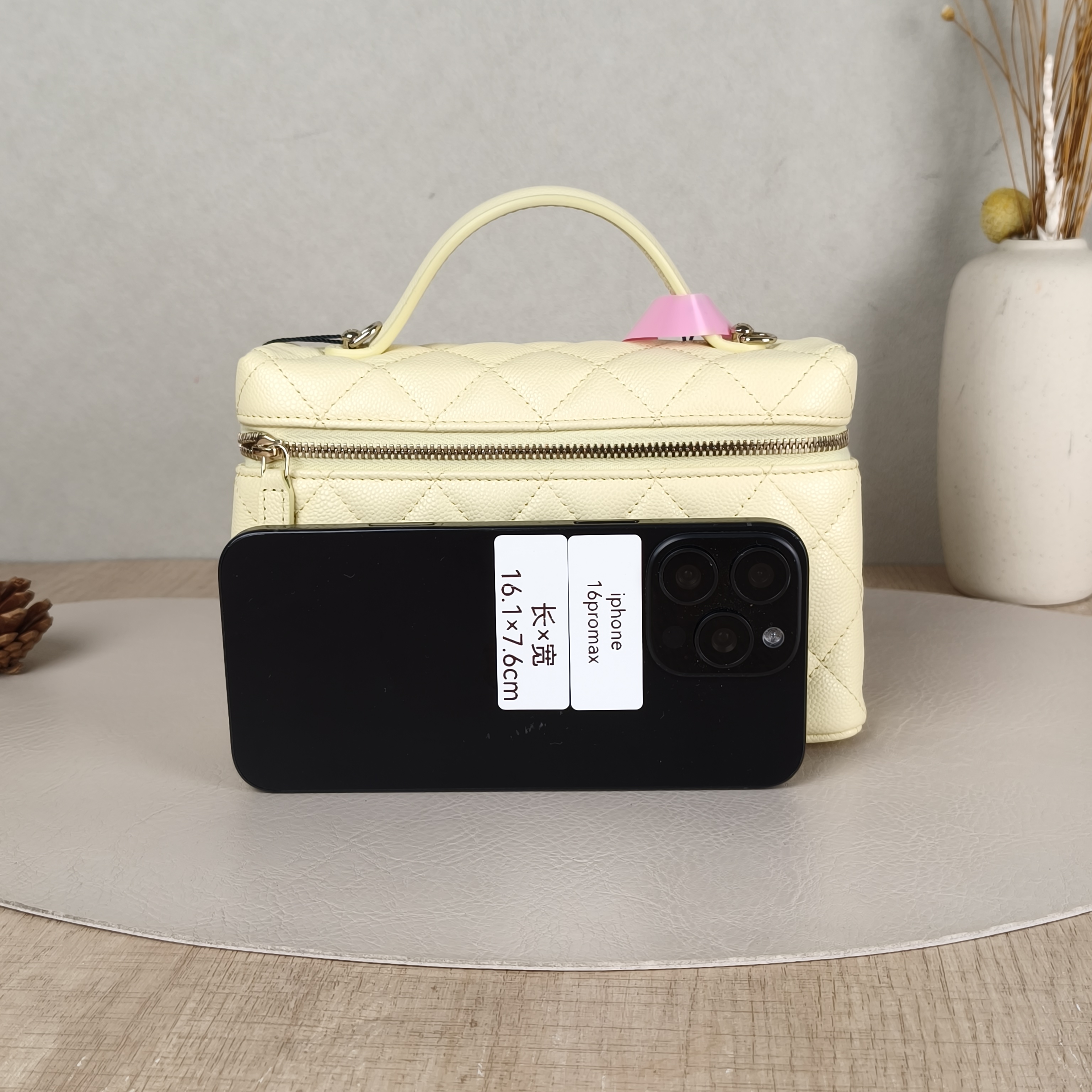 Chanel Crossbody Baglp Box Bag Top Handle Crossbody Bag Yellow Calfskin One Size19.5 × 5 × 17 cm — cover view 5 of 6