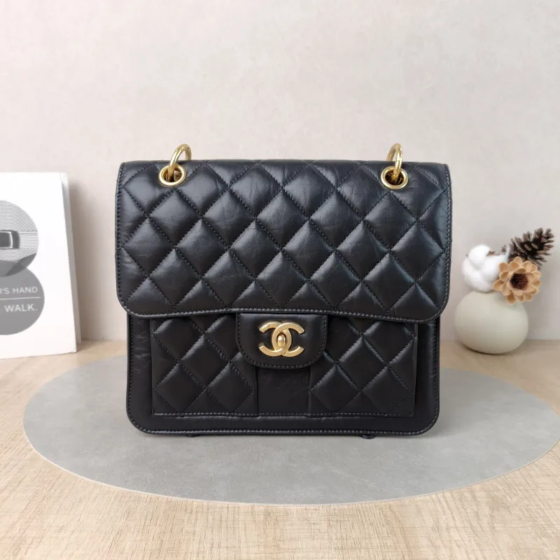 Chanel Crossbody Bag Backpack Black Calfskin One Size25 × 6 × 22 cm
