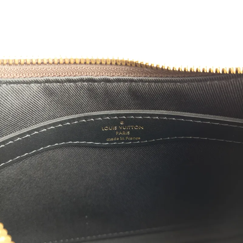 Louis Vuitton Crossbody Bag Boulogne PVC Small 26 × 9.5 × 16 cm — detail view 9 of 10