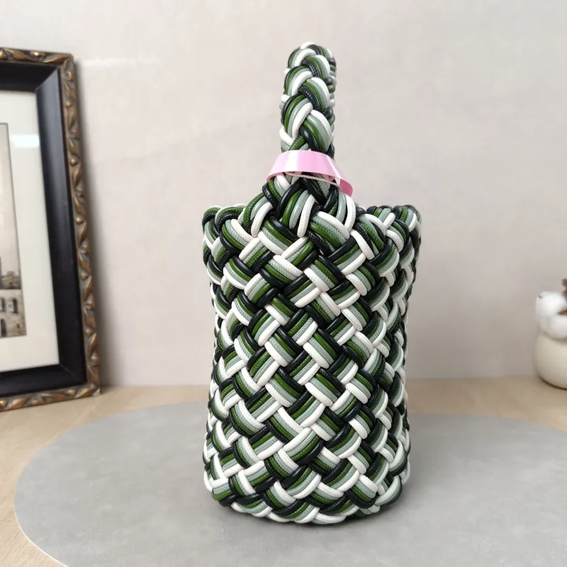 Bottega Veneta Shoulder Bag Kalimero Woven Bucket Bag Colorblock Lambskin One Size15 × 15 × 20 cm — detail view 6 of 14