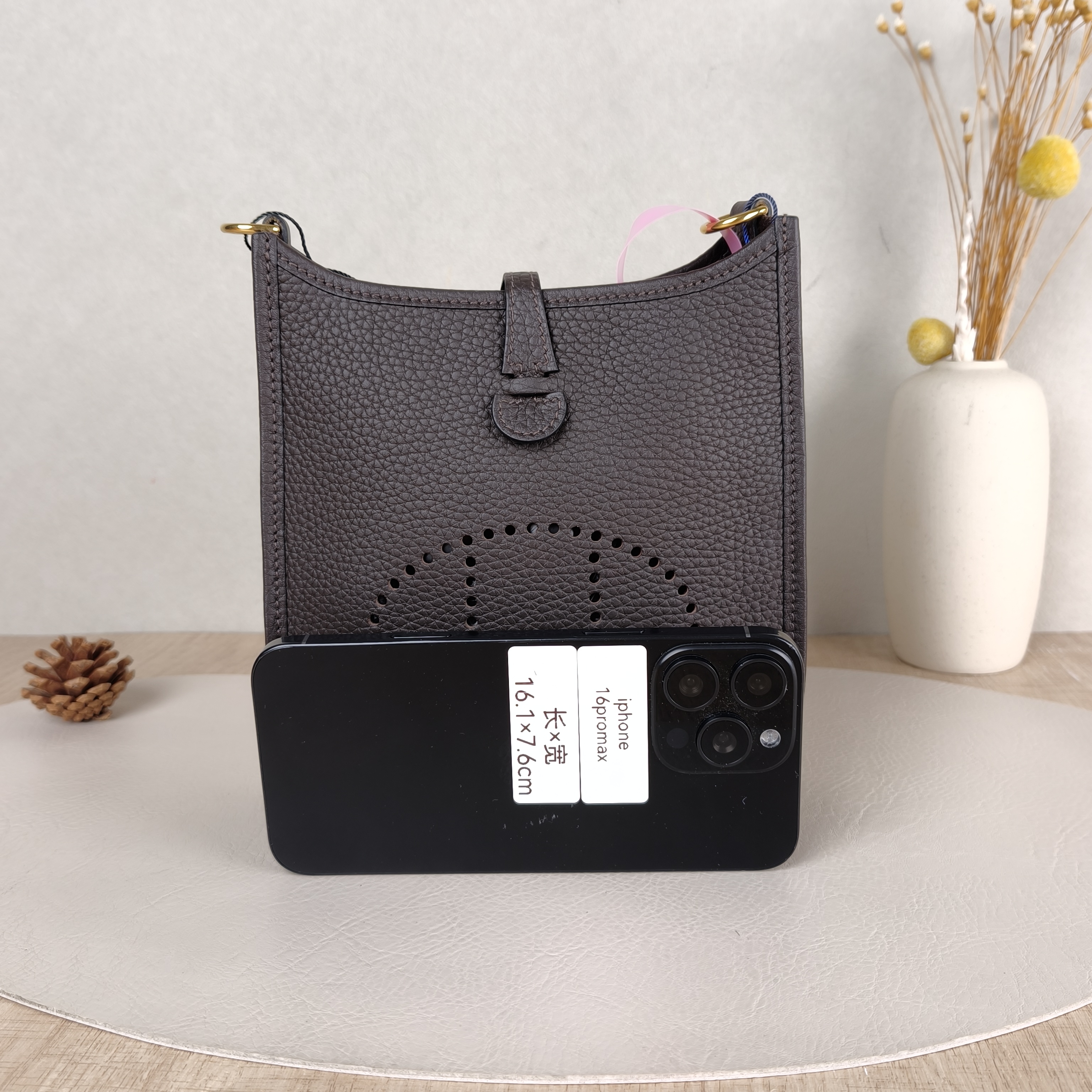 Hermès Crossbody Bag Evelyne Mini 16 Mini 16 Taurillon Clemence TC Calfskinmini17 × 5.5 × 18 cm — cover view 3 of 5
