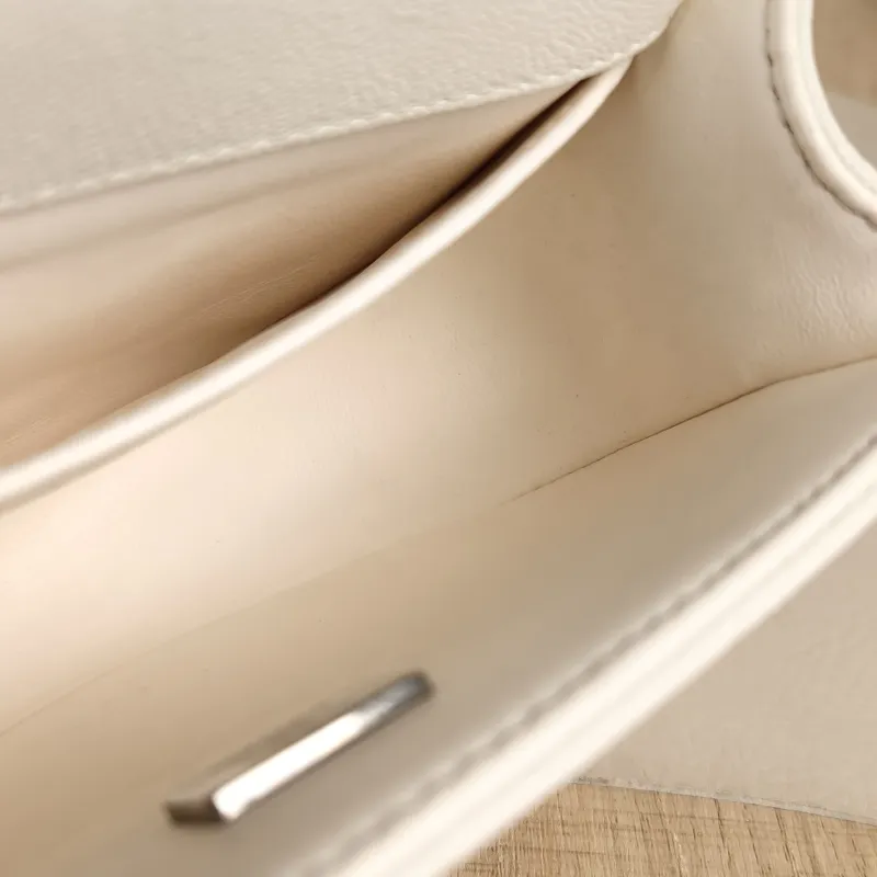 Chanel Crossbody Bagleboy White Grained Calfskin Small18 × 6 × 12.5 cm — detail view 10 of 12