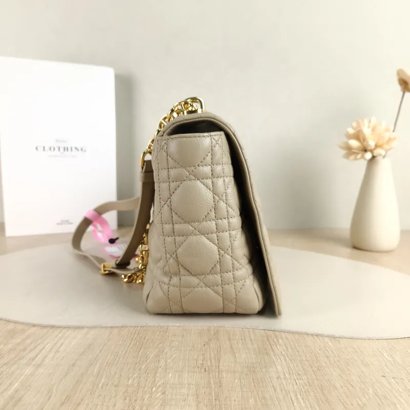 DIOR Shoulder Bag Caro Chain Bag Taupe Calfskin Large 28.5 × 10 × 17.5 cm — detail view 2 of 10