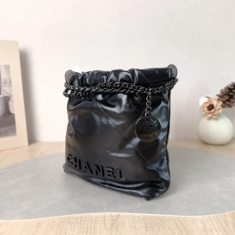 Chanel Shoulder Bag 22Bag Black CC alfskin Mini 20 × 6 × 19 cm — cover view 4 of 5
