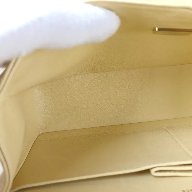 Chanel Crossbody Bag Classic Flap CF Yellow Grained Calfskin Small 23 × 6 × 14.5 cm — detail view 7 of 13
