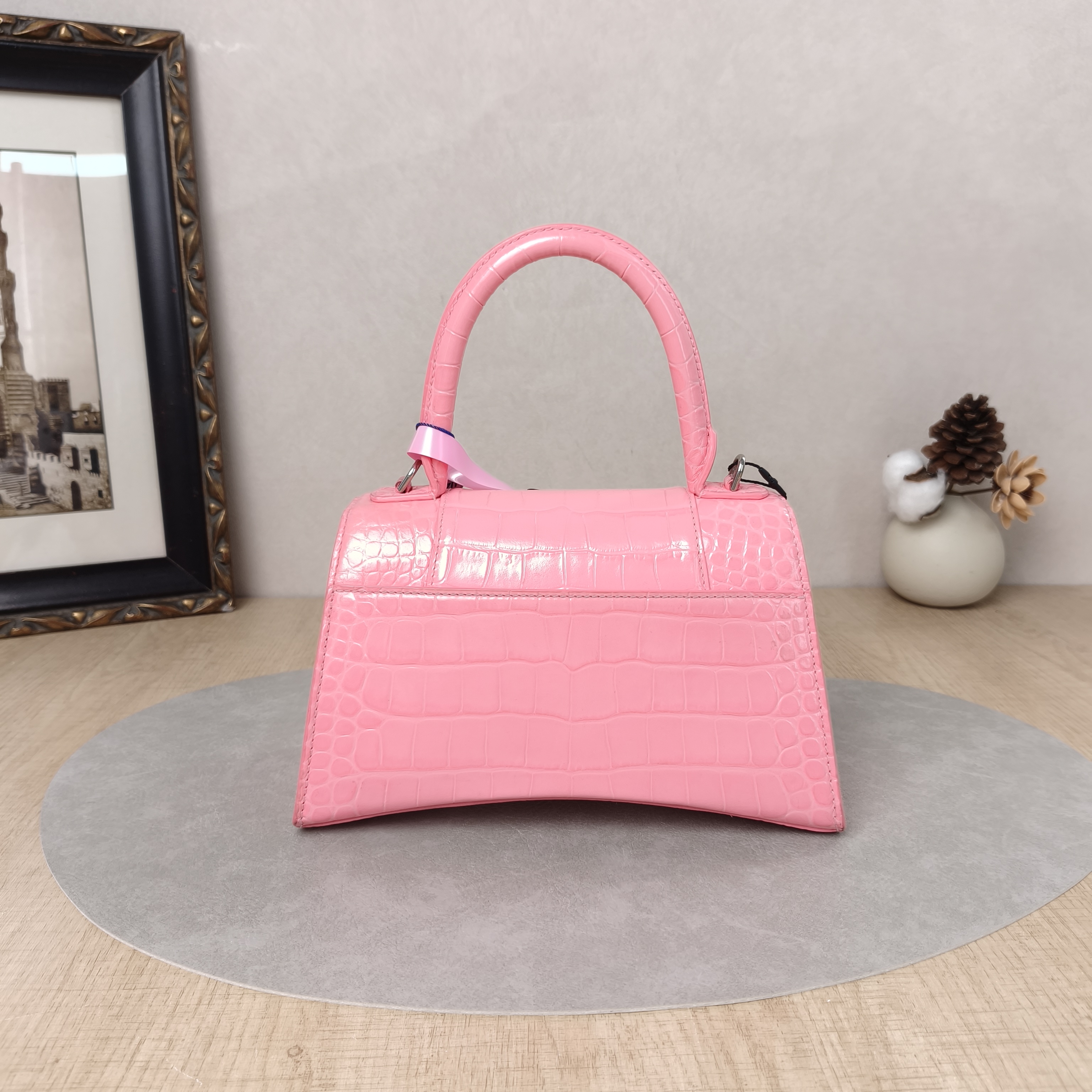 BALENCIAGA Crossbody Bag Hourglass Hourglass Bag Pink Calfskin Small23 × 10 × 14 cm — cover view 4 of 5