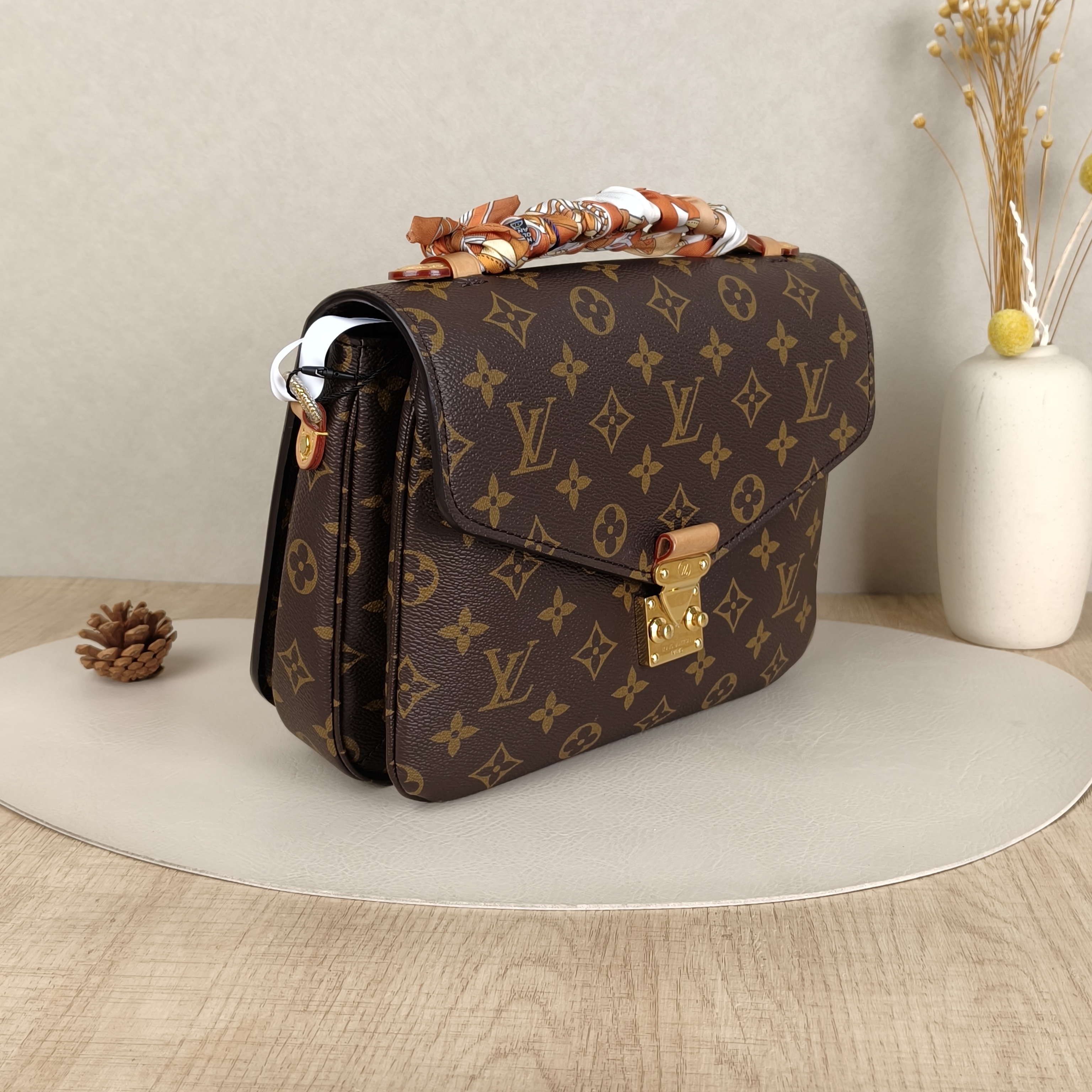 Louis Vuitton Crossbody Bag Pochette Métis Monogram PVC Medium25 × 7 × 19 cm — cover view 7 of 10