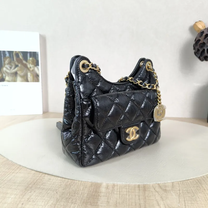 Chanel Crossbody Bag HOBO Black Waxed Leather Calfskin Small 19 × 6 × 17 cm — cover view 2 of 5