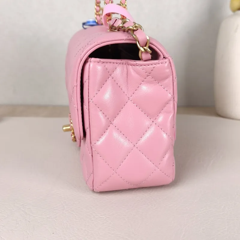 Chanel Crossbody Bag mini Lambskin mini21 × 6 × 12 cm — detail view 11 of 15
