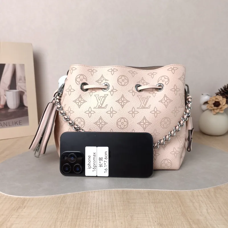 Louis Vuitton Crossbody Bag BELLA Pink Calfskin One Size 22 × 14 × 19 cm — cover view 5 of 5