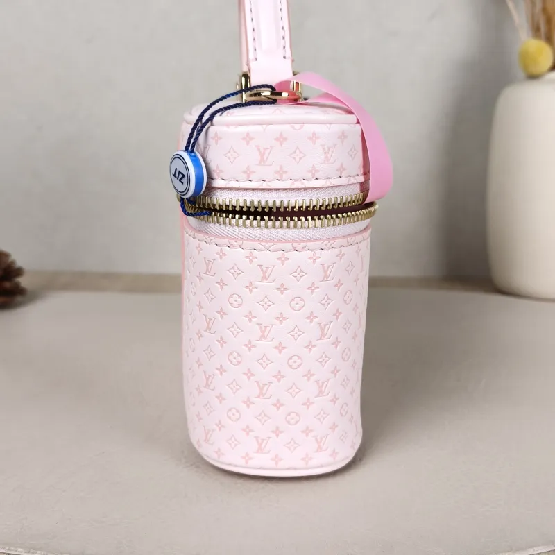 Louis Vuitton Shoulder Bag VANITY POUCH Cosmetic Bag Pink Calfskin One Size 19 × 6.5 × 11.5 cm — detail view 10 of 14