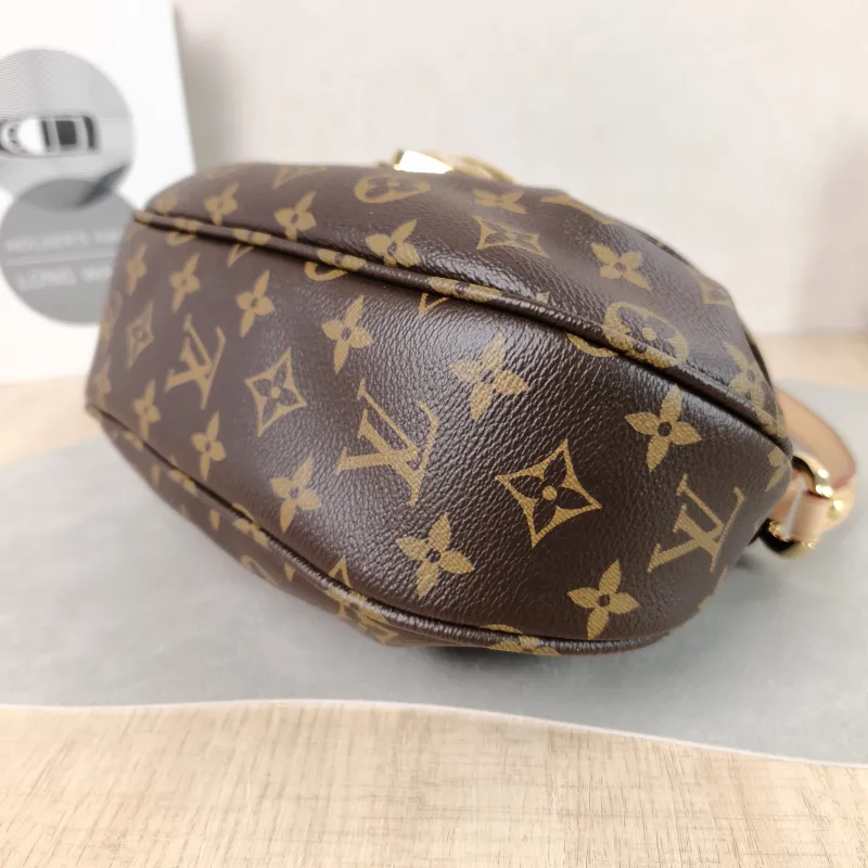 Louis Vuitton Shoulder Bag Sunset Monogram PVC One Size 27 × 3 × 18 cm — detail view 13 of 13