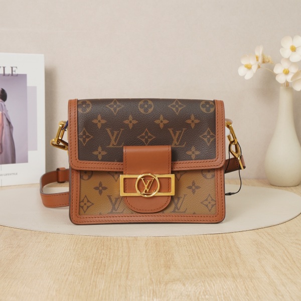 Louis Vuitton Dauphine mini Monogram Colorblockpvc · Shoulder Strap · 20 × 9 × 15 cm