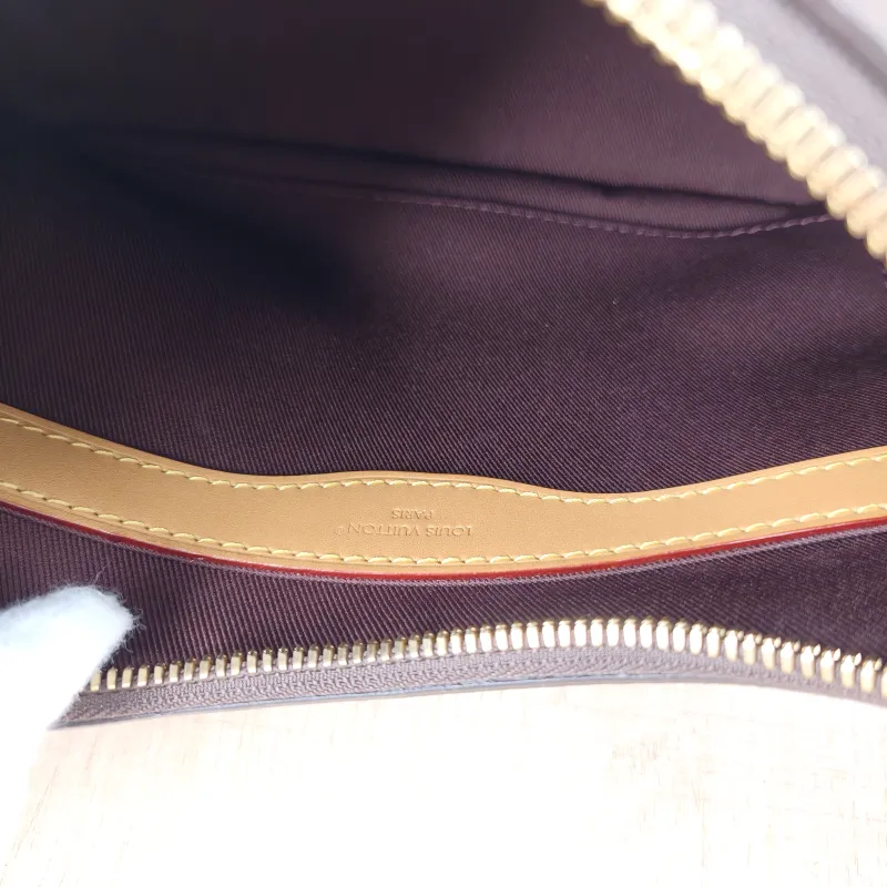 Louis Vuitton Crossbody Bag Boulogne PVC Small 26 × 9.5 × 16 cm — detail view 7 of 12